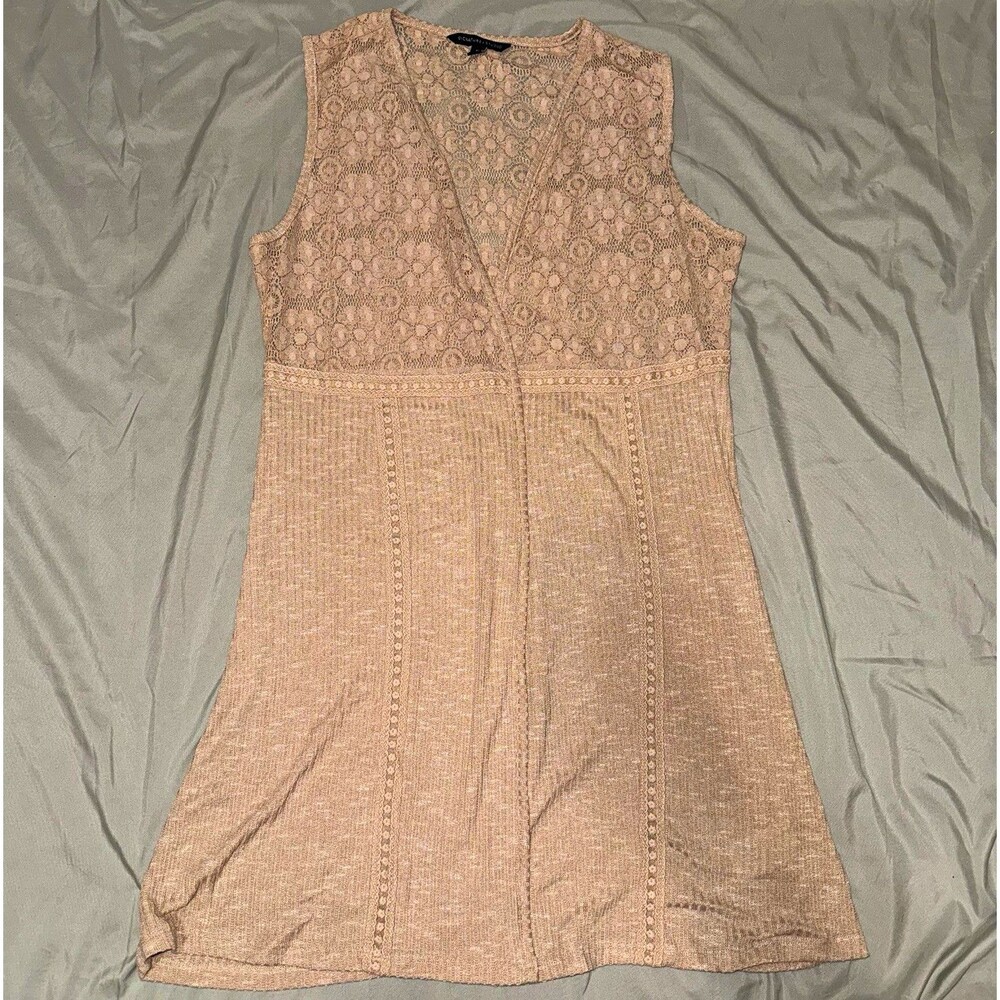 Signature Studio M Beige Lace V-Neck Sleeveless A-Line cardigan coverup